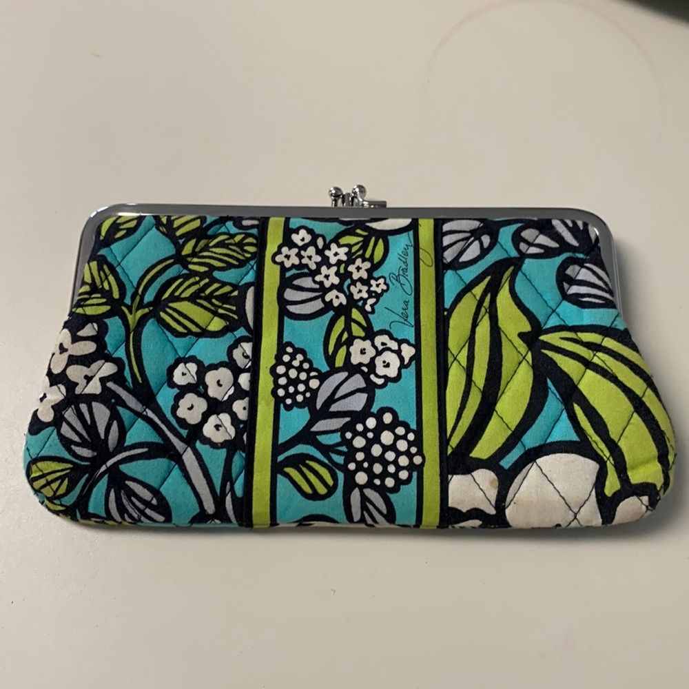 Vera Bradley Island Blooms wallet. Used but in good shape.
